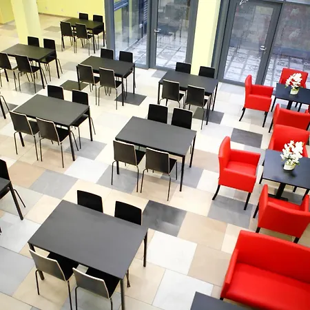 Albergue Express Center *