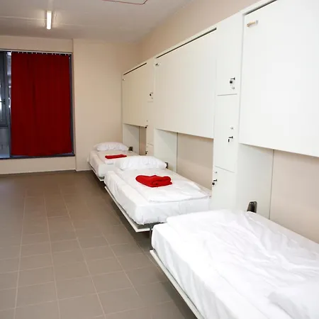 Express Center Albergue
